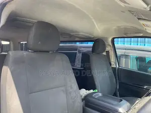 Toyota HiAce 2018 White
