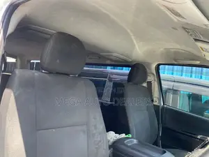 Toyota HiAce 2018 White