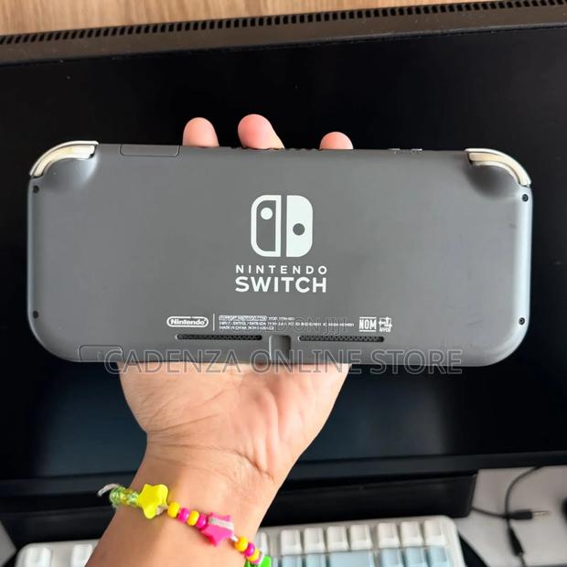 Nintendo Switch Lite Gray - thumbnail 6