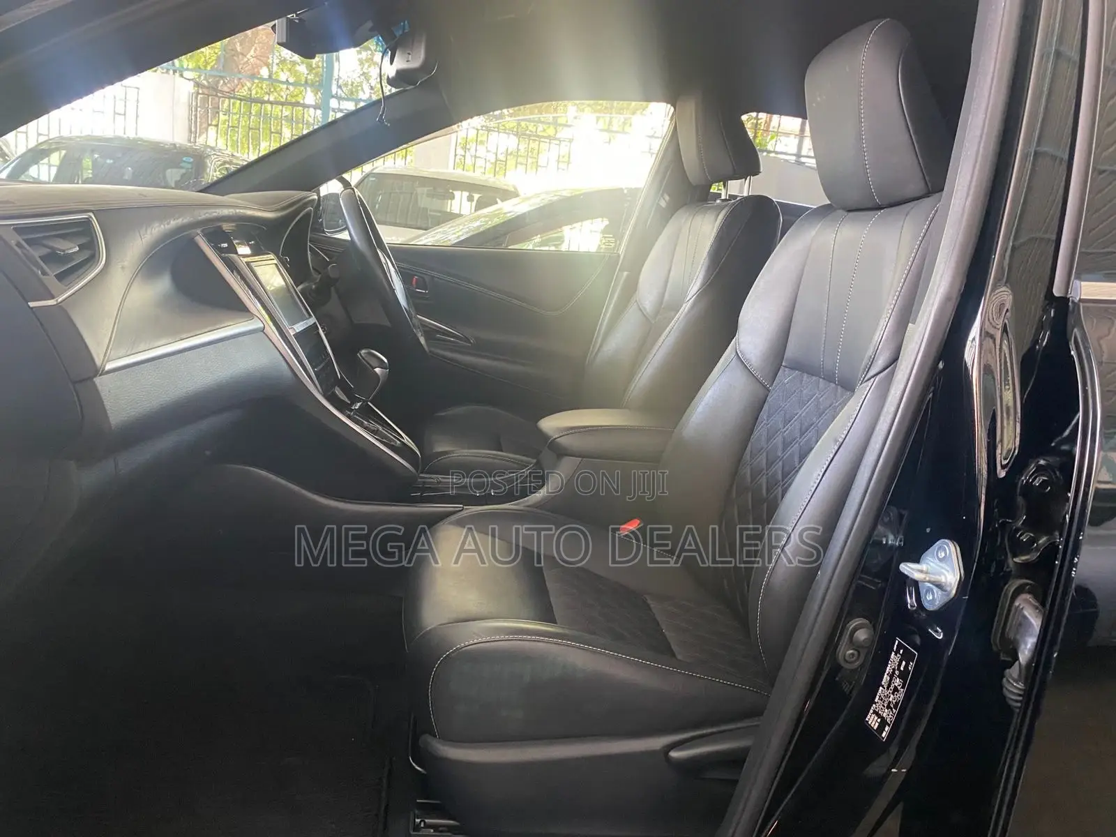 Toyota Harrier 2018 Black