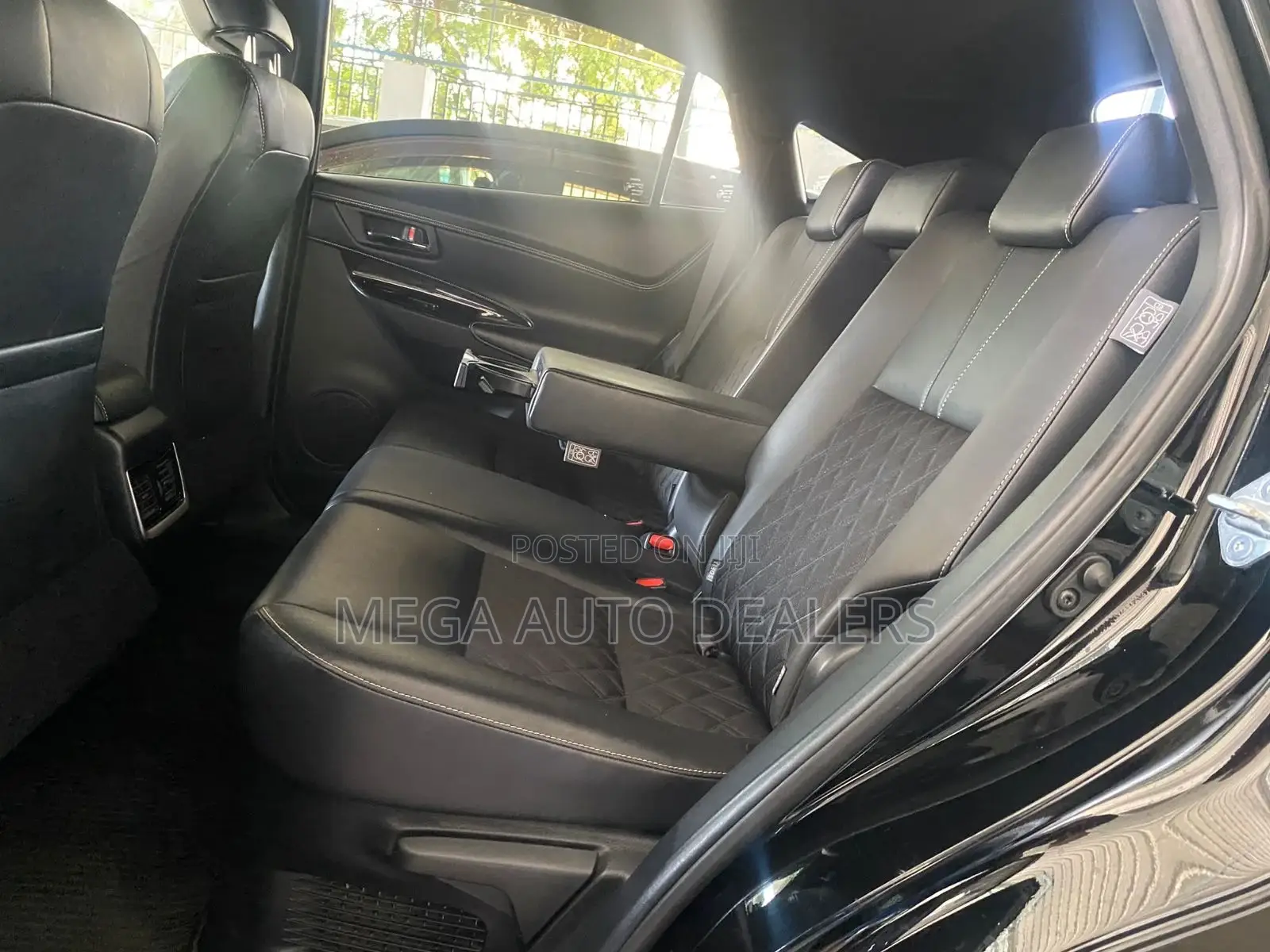 Toyota Harrier 2018 Black