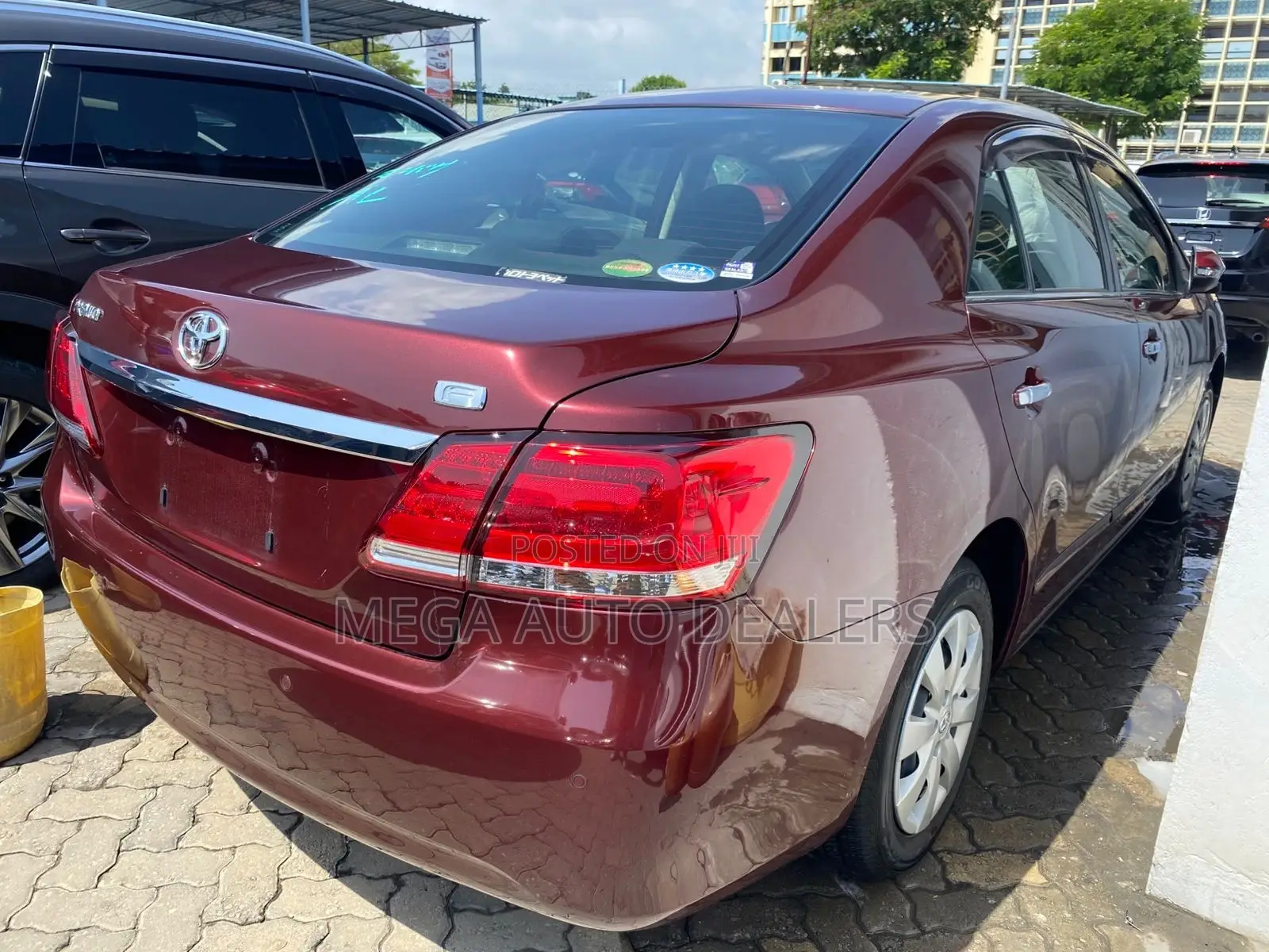 Toyota Premio 2018 Red