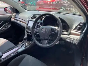 Toyota Premio 2018 Red