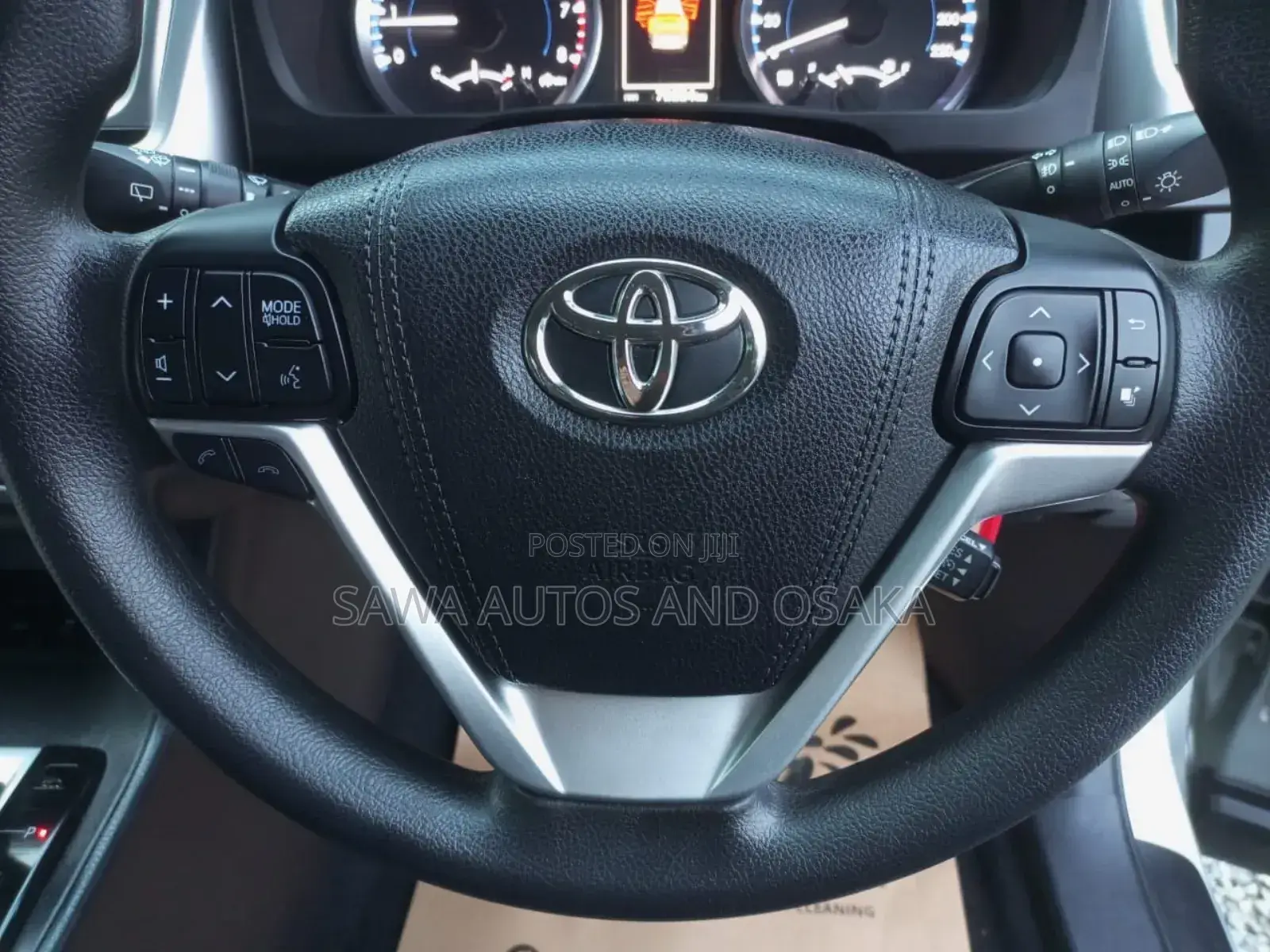 Toyota Kluger 2017 Silver