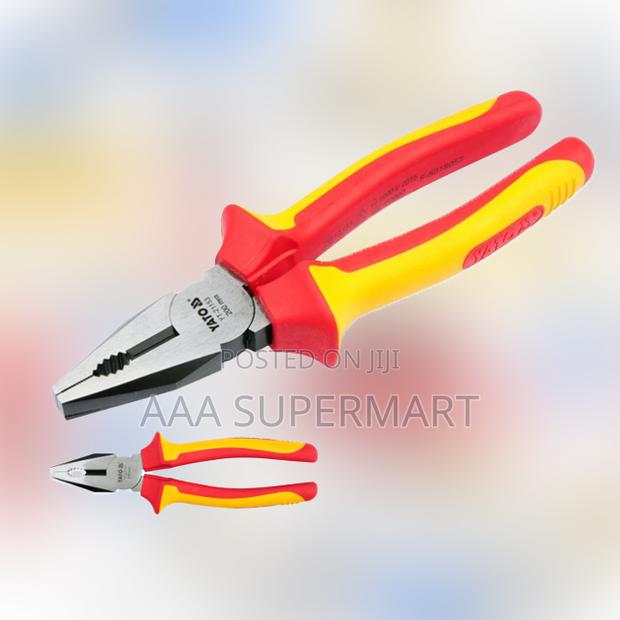 Yt-21153 Insulated Combination Pliers 8'' - main view