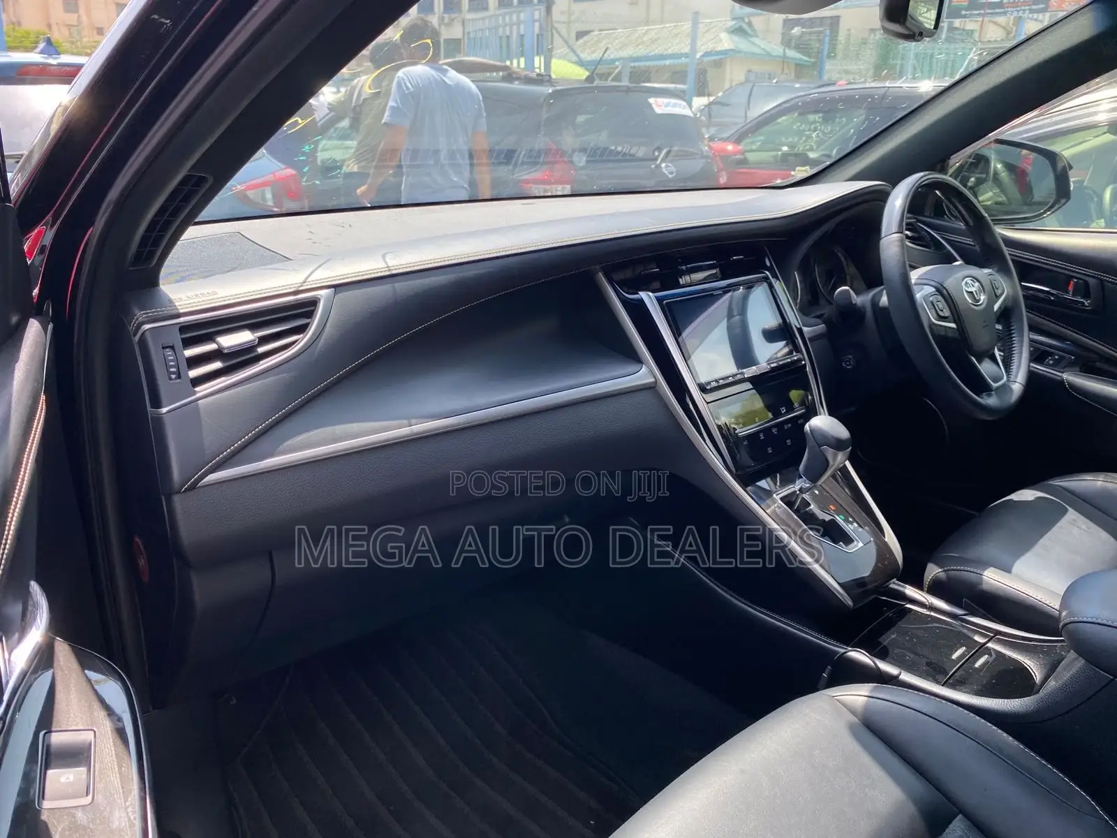 Toyota Harrier 2018 Black