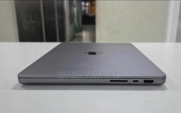 Laptop Apple MacBook Pro 2021 M1 16GB Intel Core i7 SSD 512GB - thumbnail 3