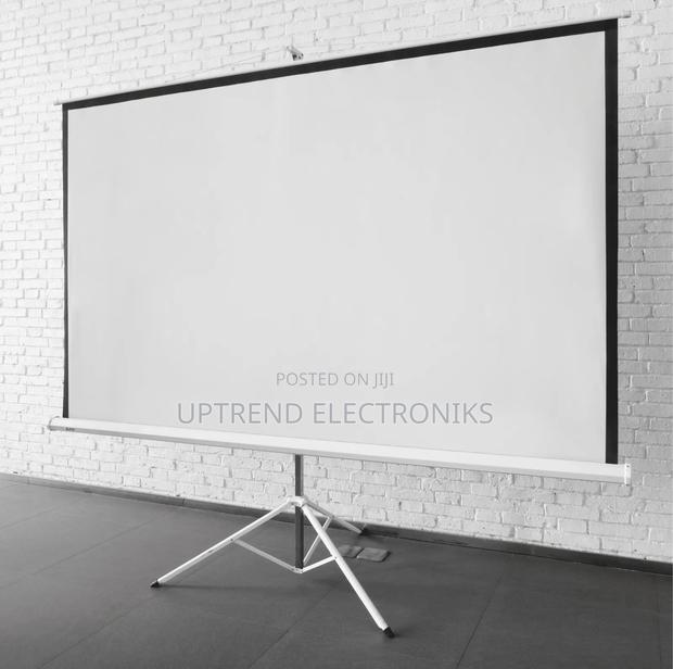 240×240cm Tripod Projector Screen — Extra-Large, Extra-Bright - main view