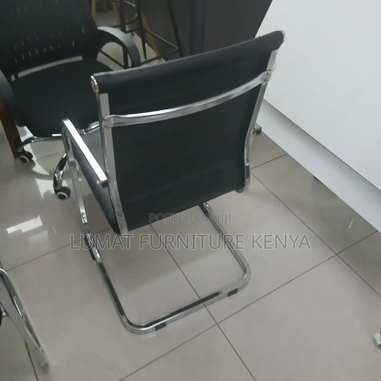 Leather Modern Guest/Boardroom Chair