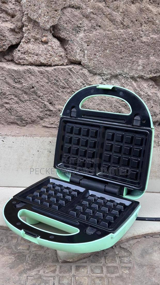 Silvercrest Non-Stick Waffle Iron - main view