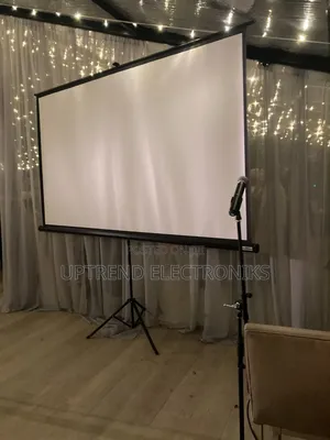 200×200 Tripod Projector Screen — Big, Bright Perfect for Any Venue