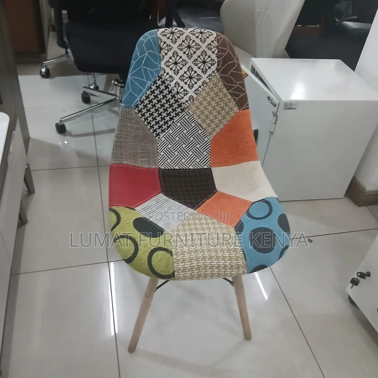 Eames Multicolored Office/Home Chair