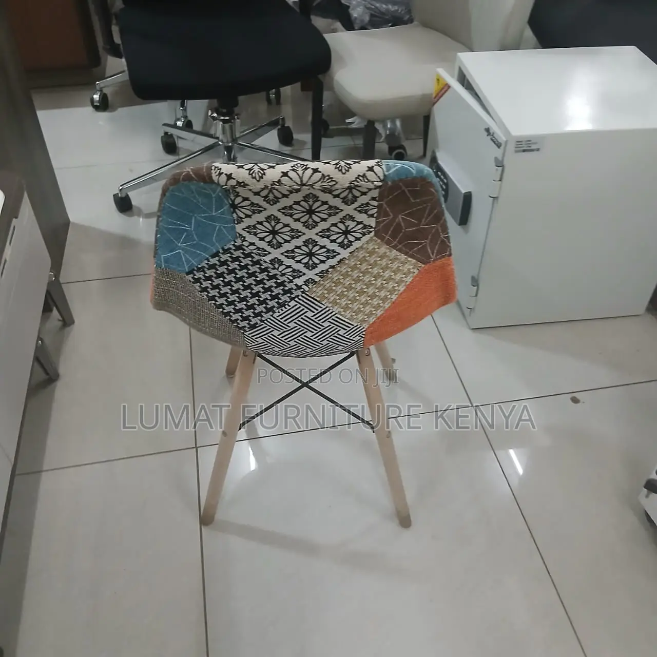 Eames Multicolored Office/Home Chair