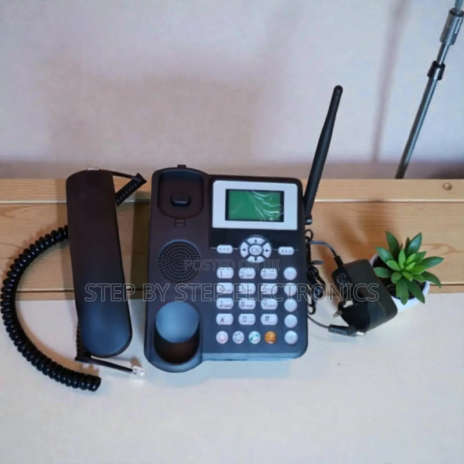 Huawei Universal Sim GSM Deskphone With Emergency Call and Silent Mode