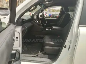 Toyota Land Cruiser 2023 White