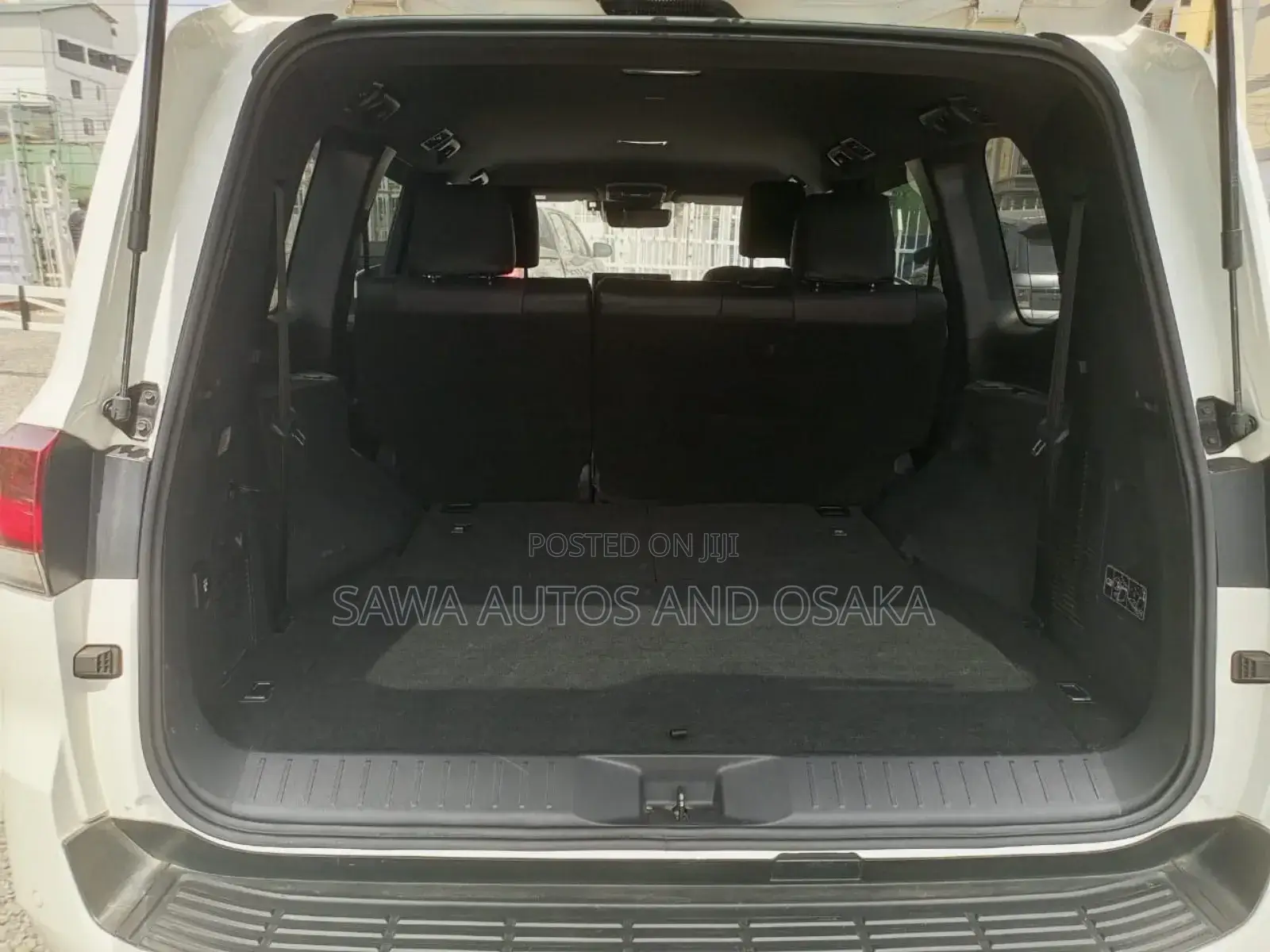 Toyota Land Cruiser 2023 White
