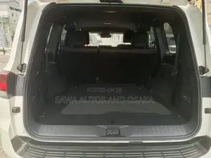 Toyota Land Cruiser 2023 White