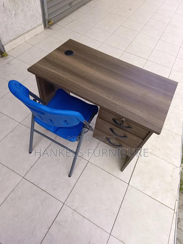 Minimalist Office Desk – Clean Look, Strong Build - thumbnail 2