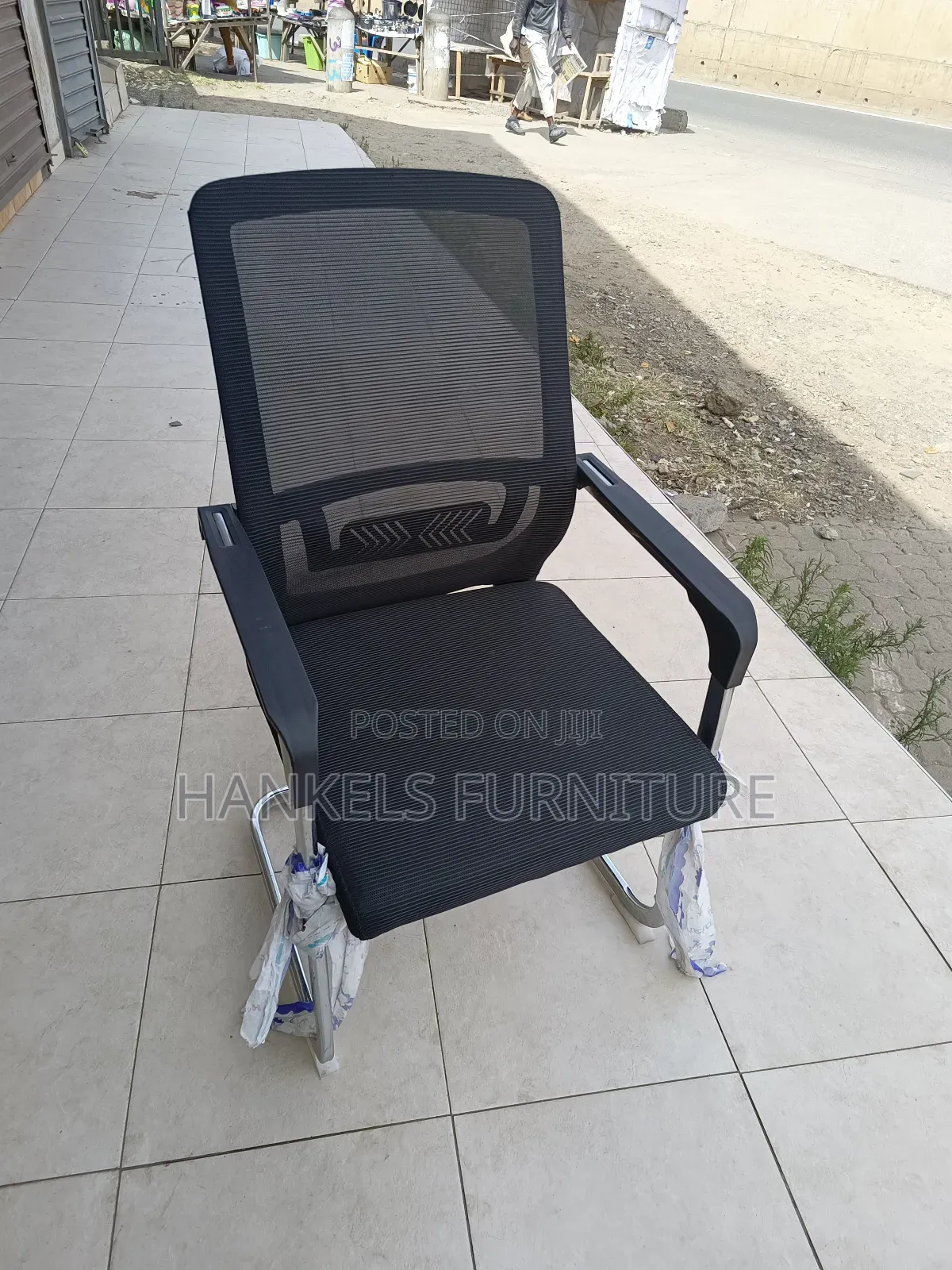 Comfort Visitor Chair (No Wheels)