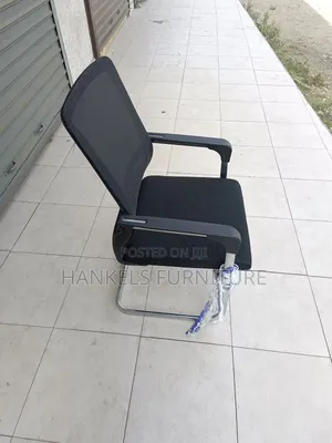 Comfort Visitor Chair (No Wheels)