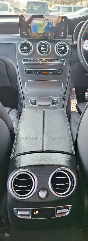 Mercedes-Benz GLC-Class 2019 White