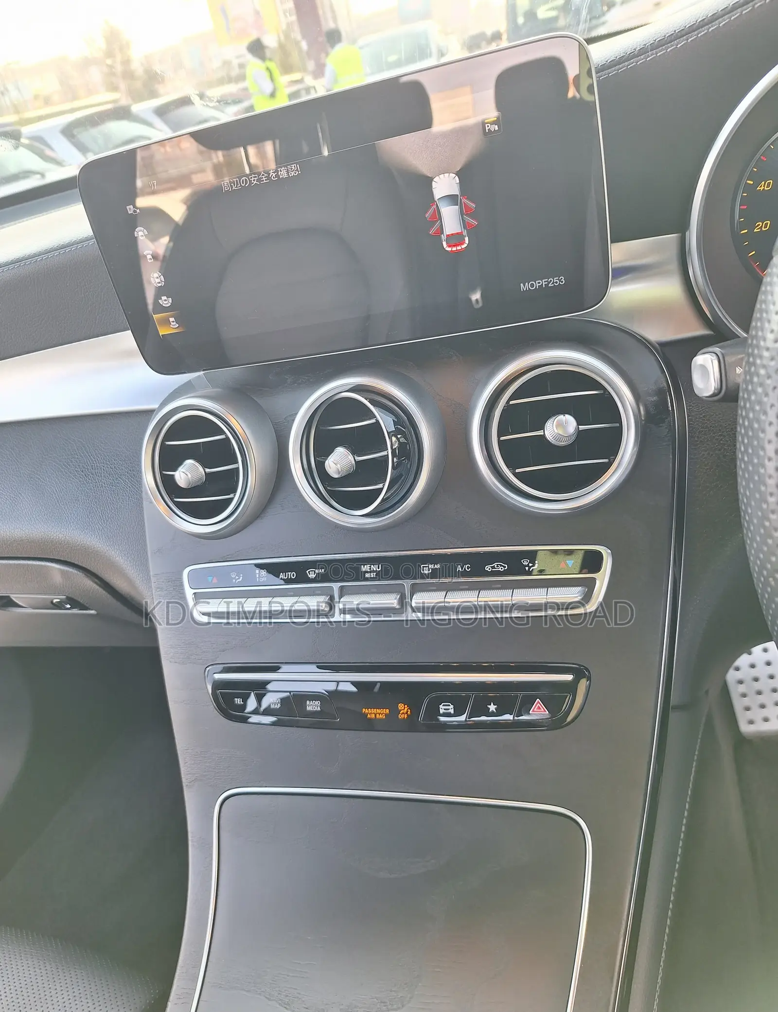Mercedes-Benz GLC-Class 2019 White