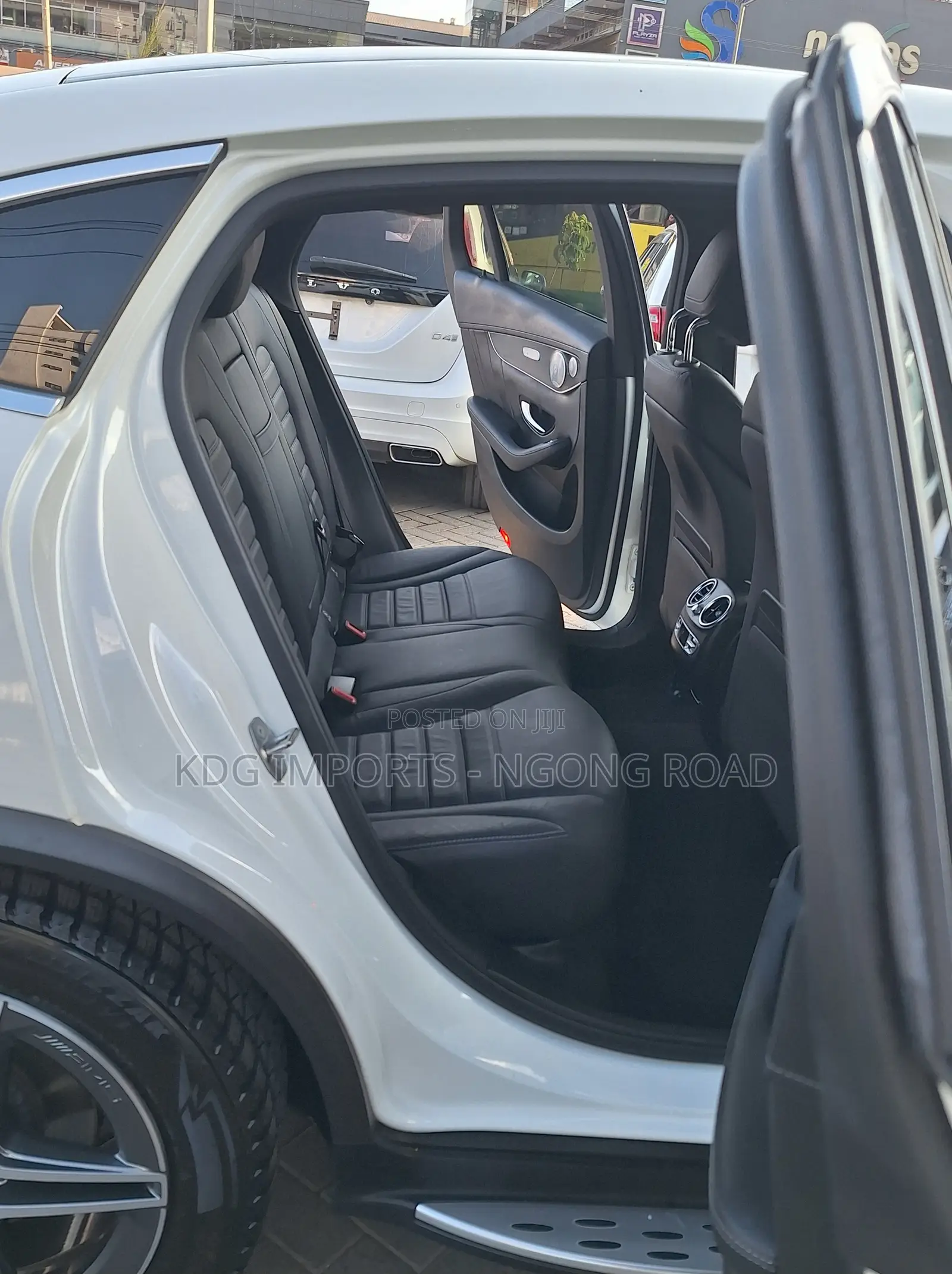 Mercedes-Benz GLC-Class 2019 White