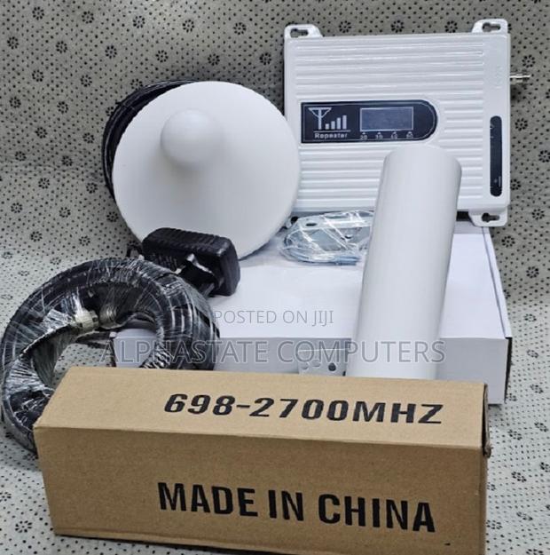 Smart 5g Signal Booster Enhancer With Led Indicators - main view