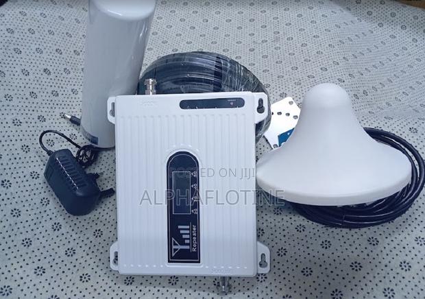 Quadband Mobile Network Signal Booster 900/1800/2100/2600 MHZ