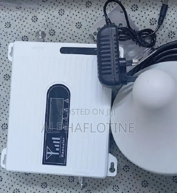 Quadband Mobile Network Signal Booster 900/1800/2100/2600 MHZ