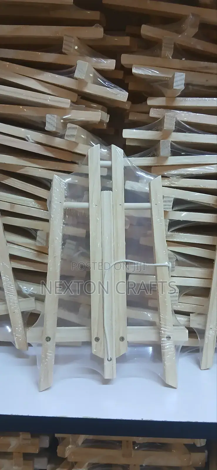 Table Top Easel Stand 30 Cm