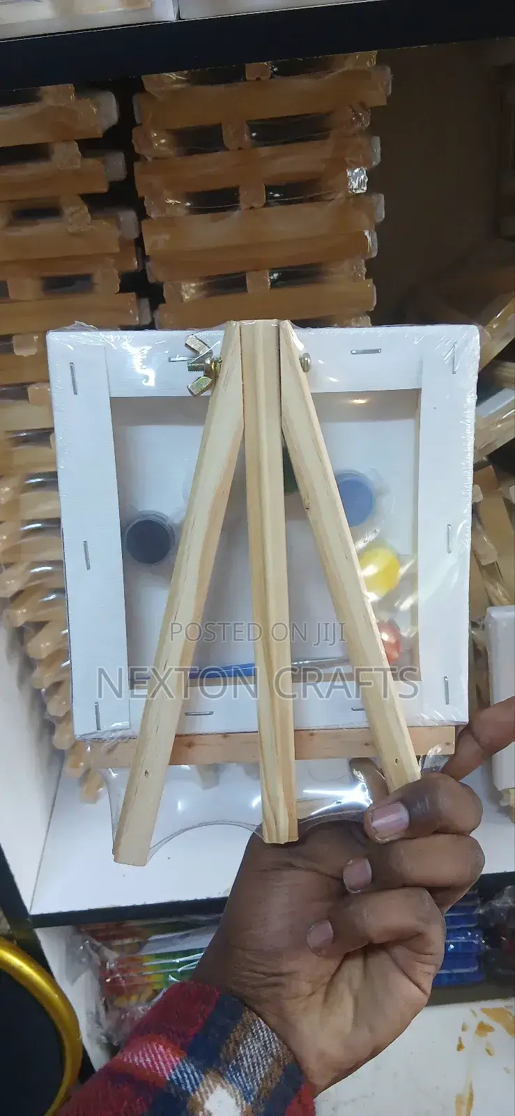 Drawing Canvas With Stand Acrylic Paint