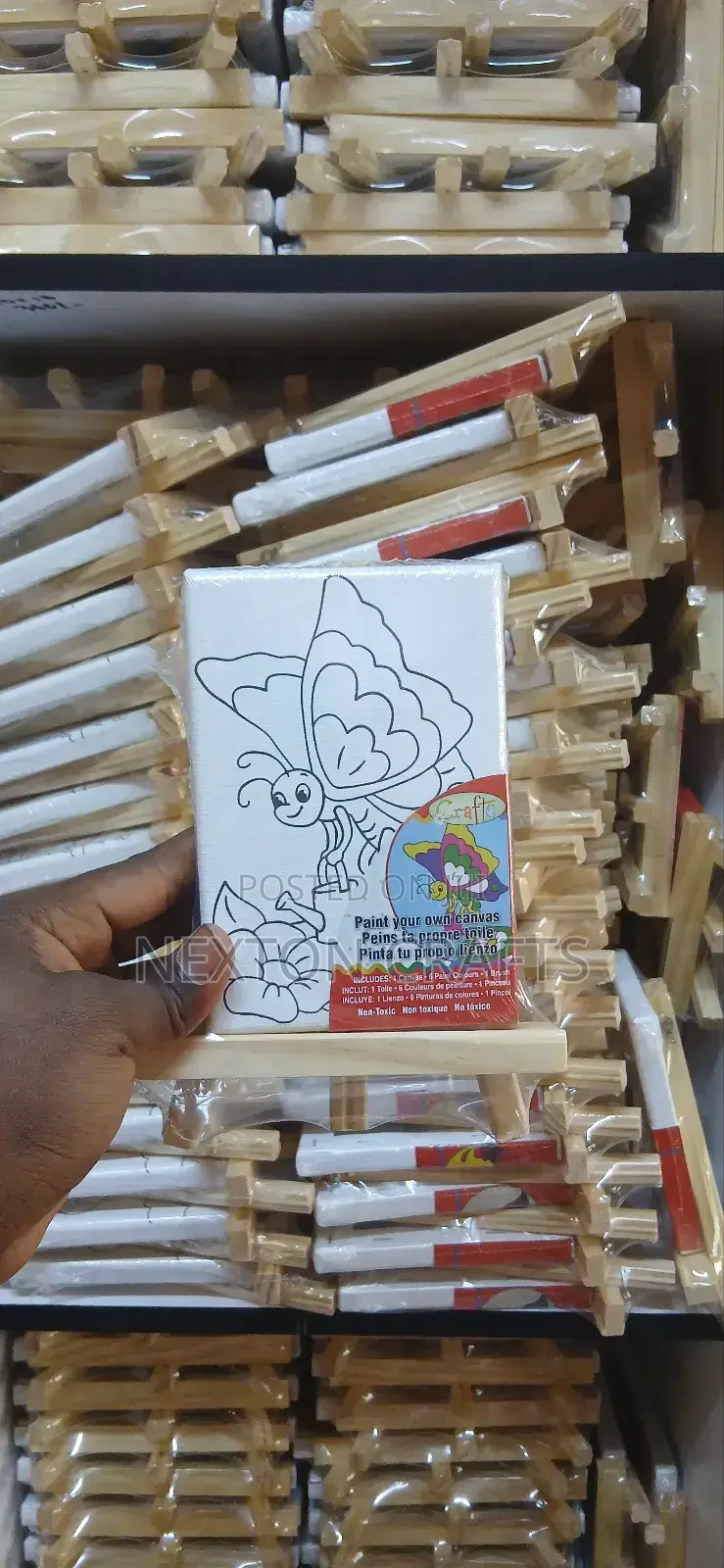 Drawing Canvas 10 by 15 Cm With Stand Acrylic Pains