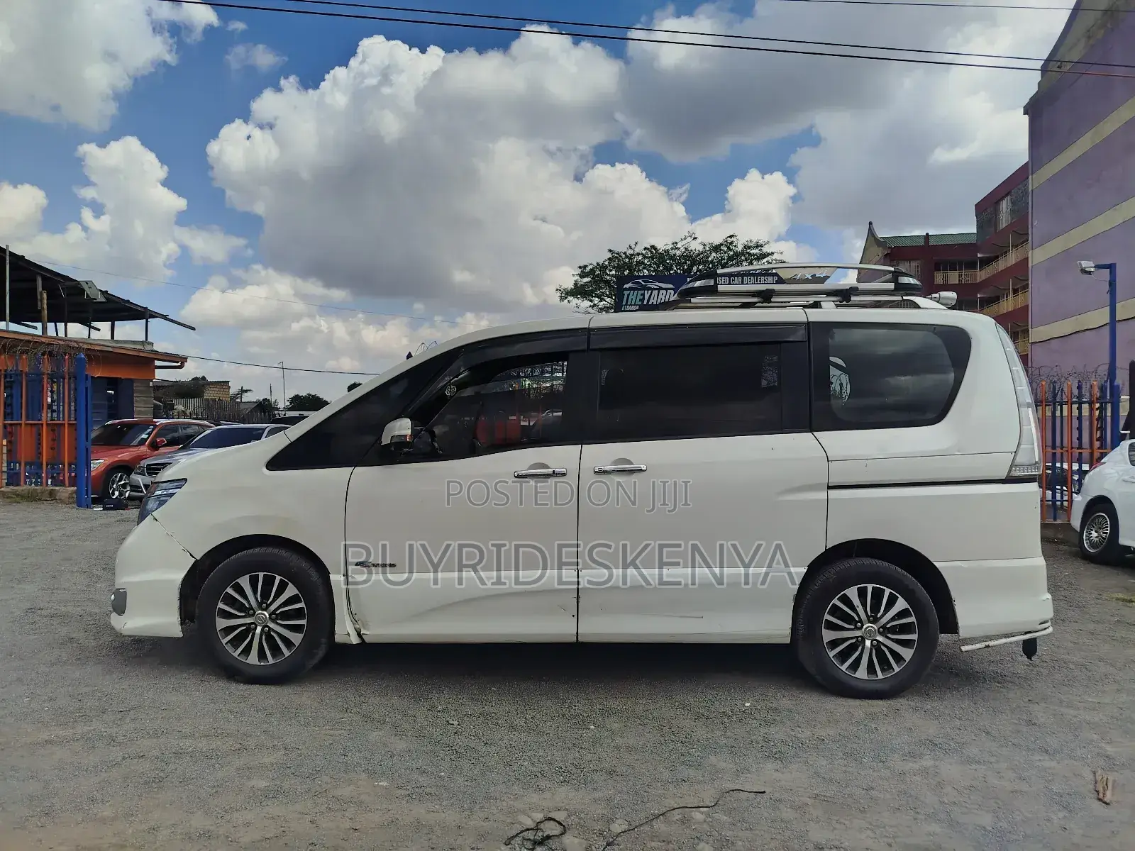 Nissan Serena 2015 White