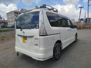 Nissan Serena 2015 White