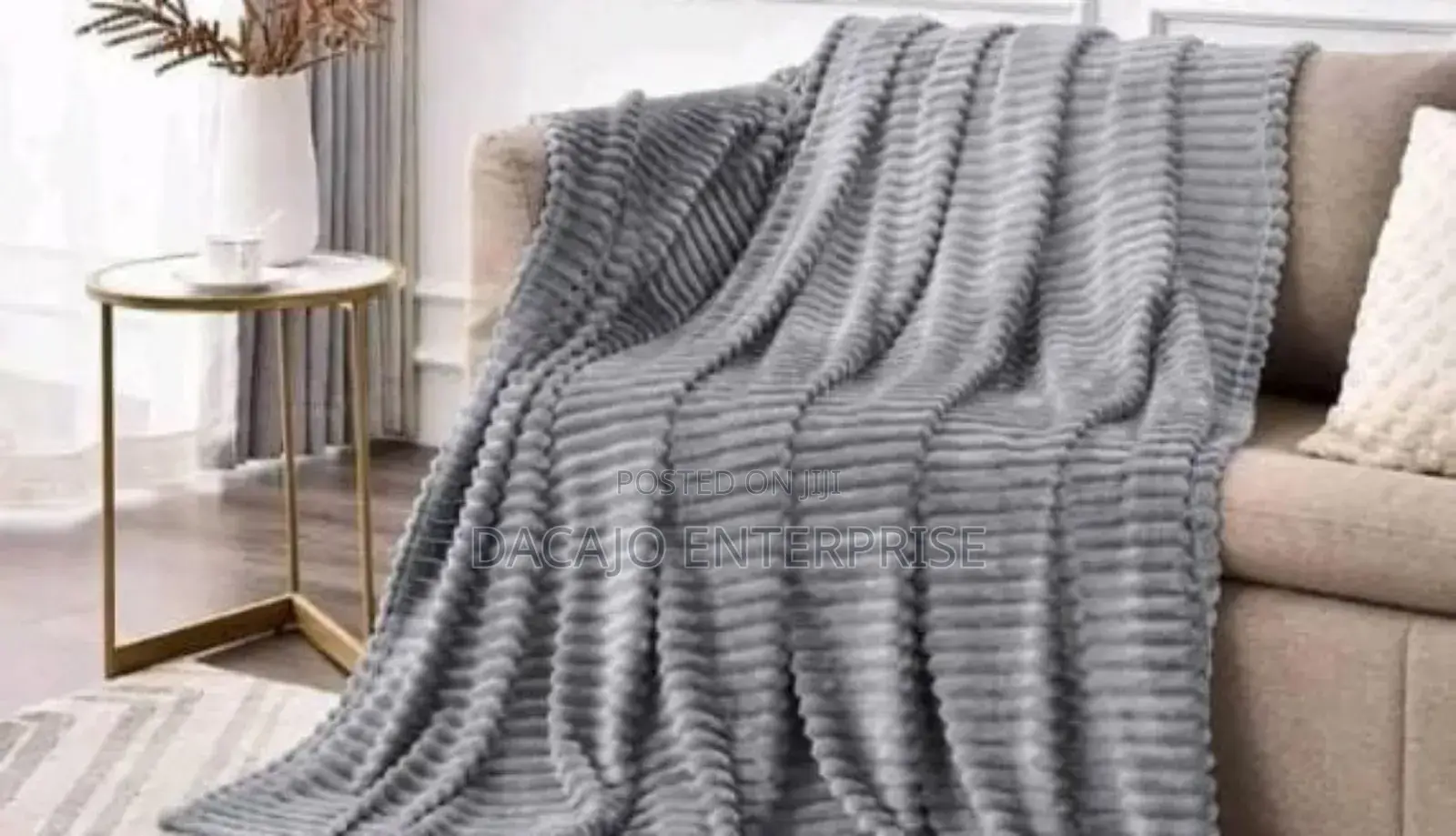 Plain Stripped Soft Blankets Size 6*6
