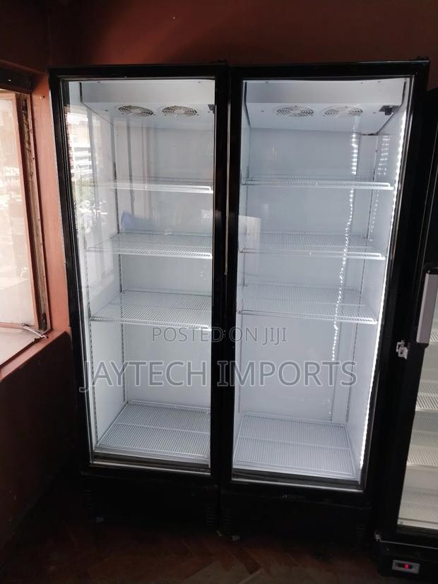 650 Litres Clean Black Display Fridge