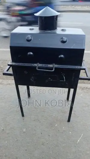 Small Size Metal BBQ Grill Smoker – Compact Charcoal Roaster