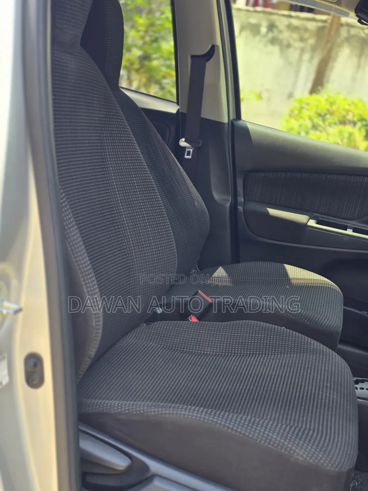 Toyota Vitz 2019 Silver