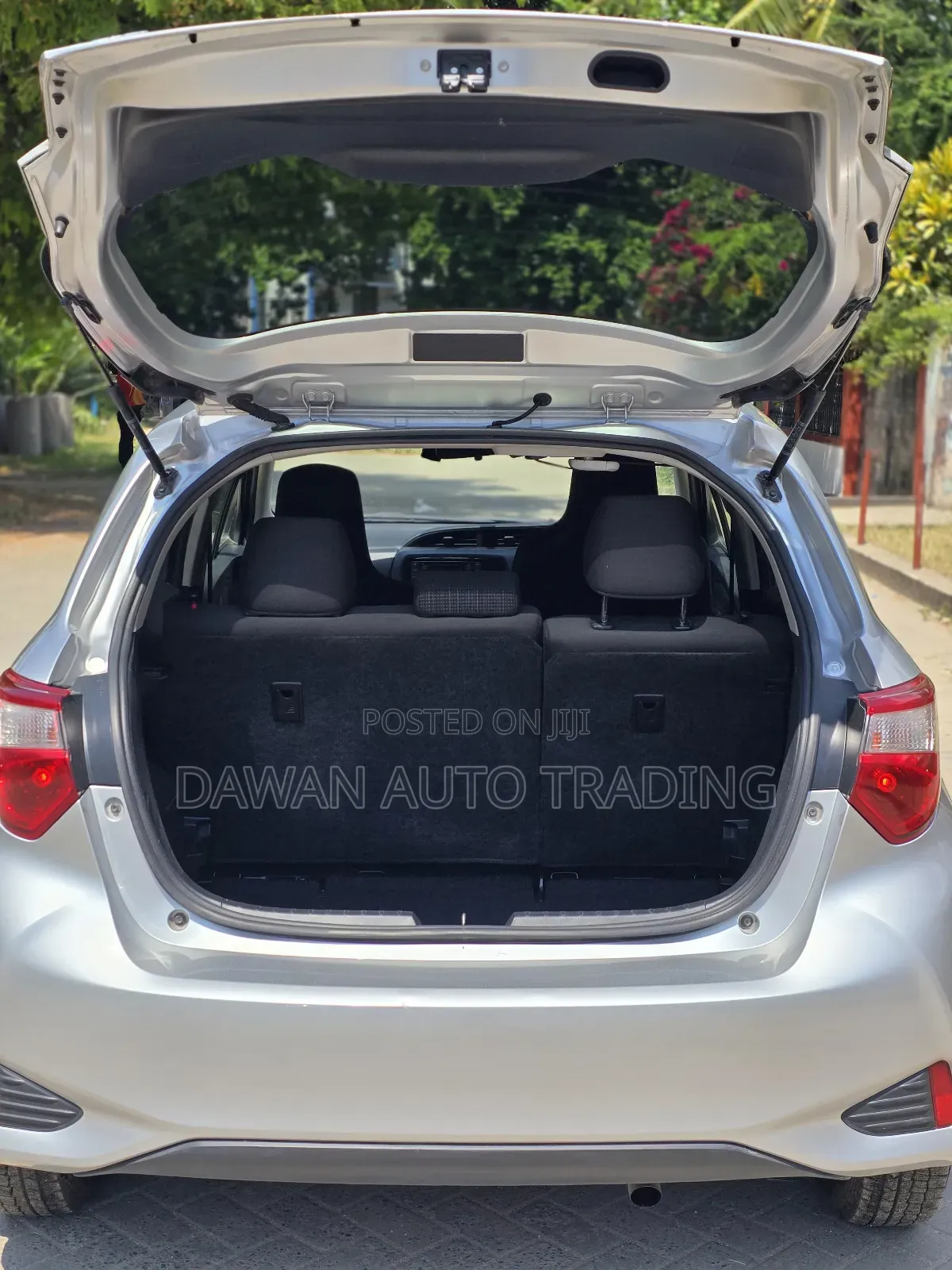 Toyota Vitz 2019 Silver