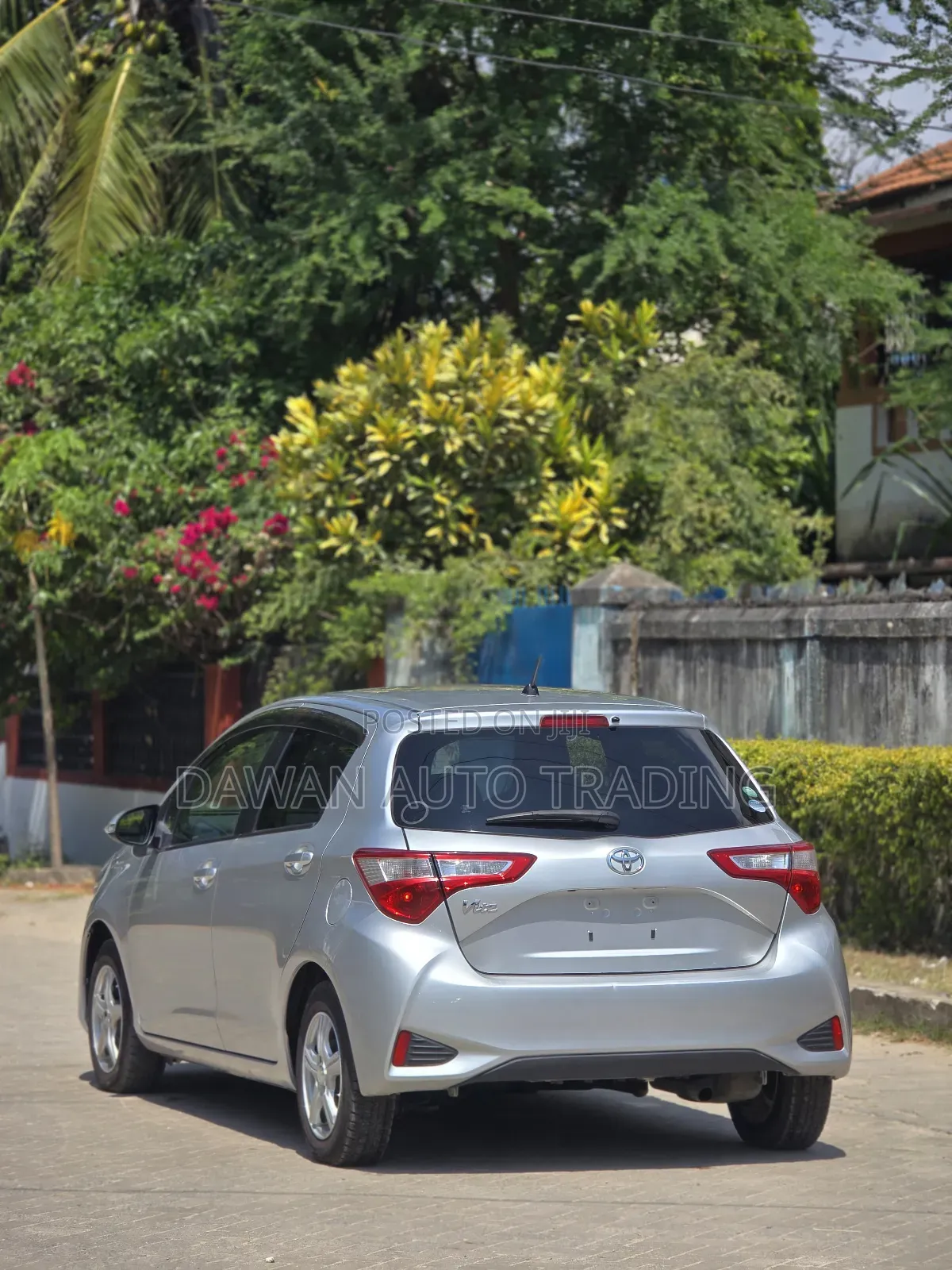 Toyota Vitz 2019 Silver