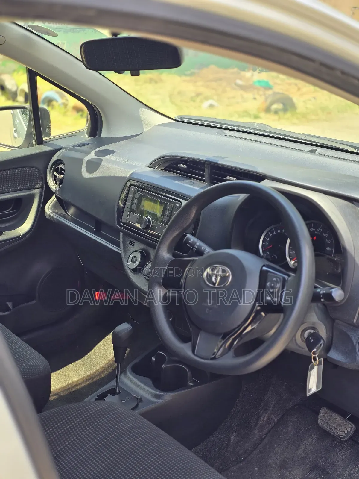 Toyota Vitz 2019 Silver