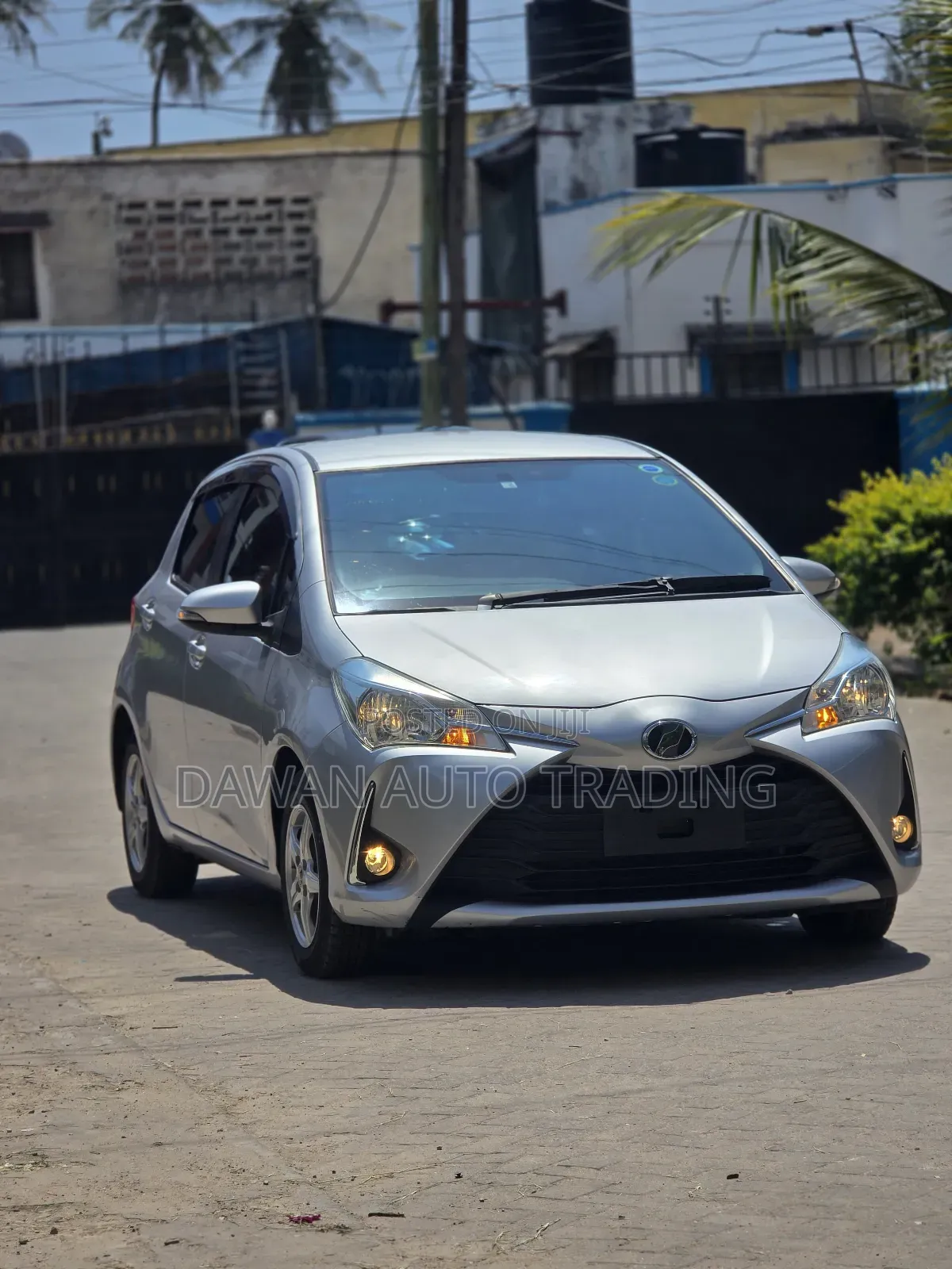 Toyota Vitz 2019 Silver