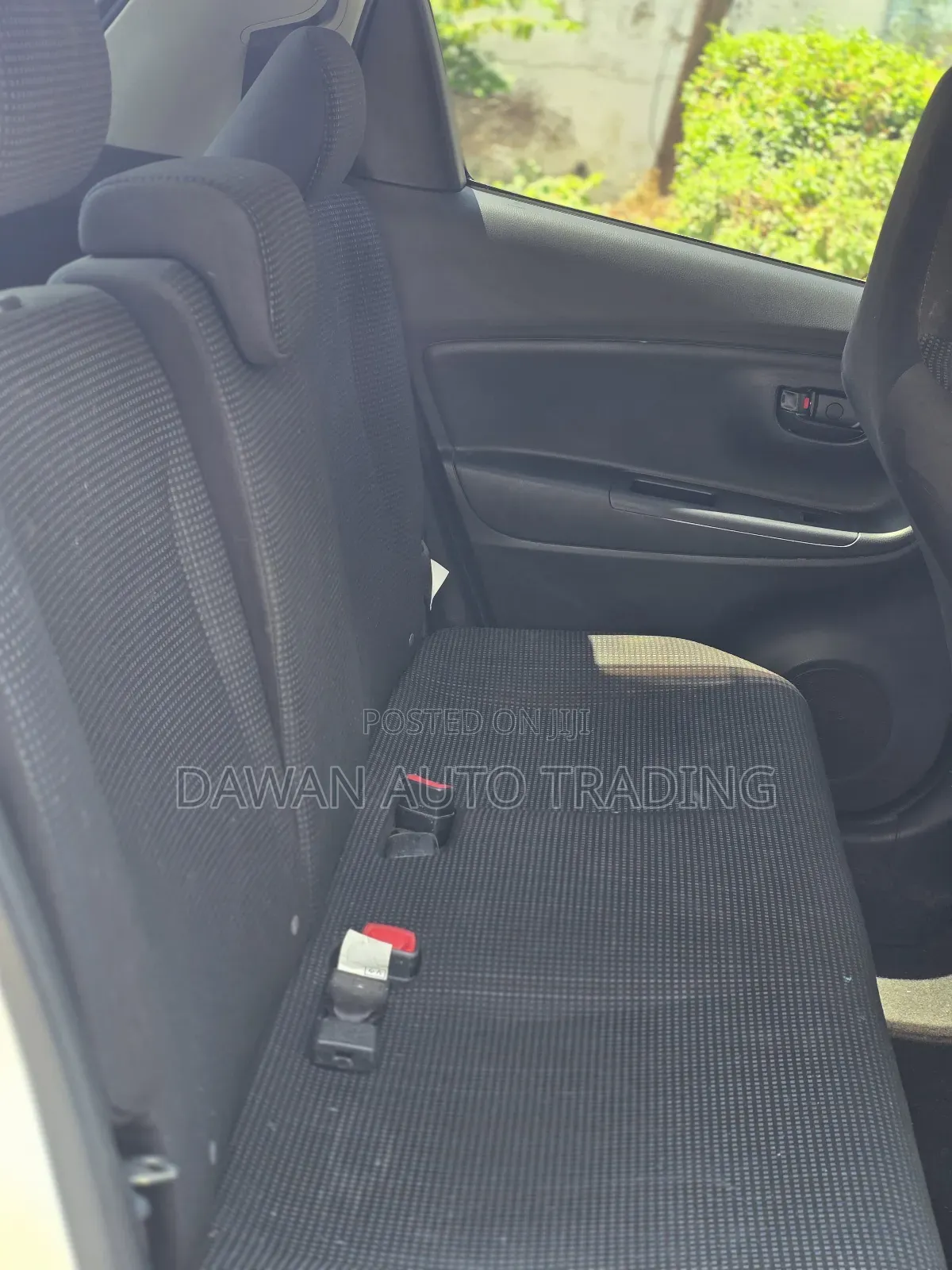 Toyota Vitz 2019 Silver