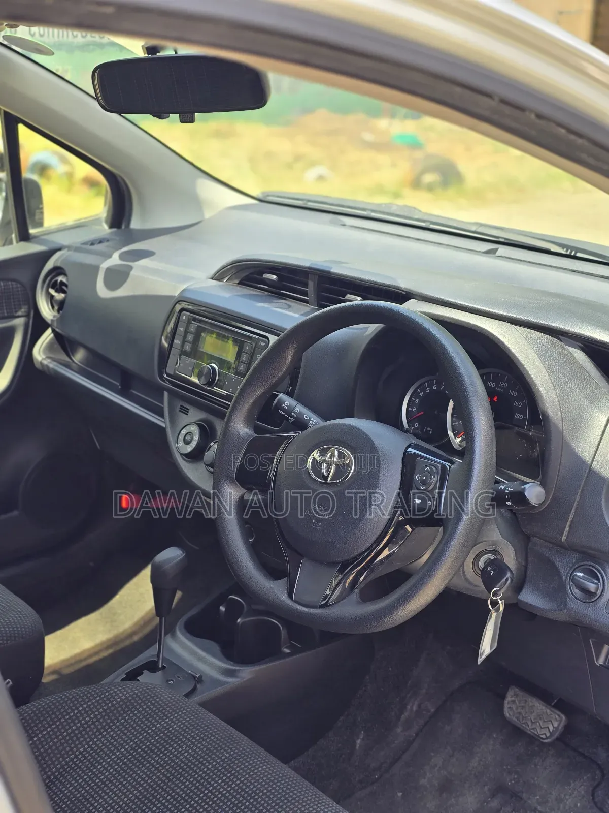 Toyota Vitz 2019 Silver