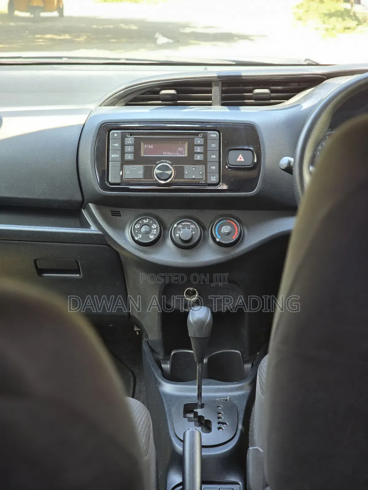 Toyota Vitz 2019 Silver