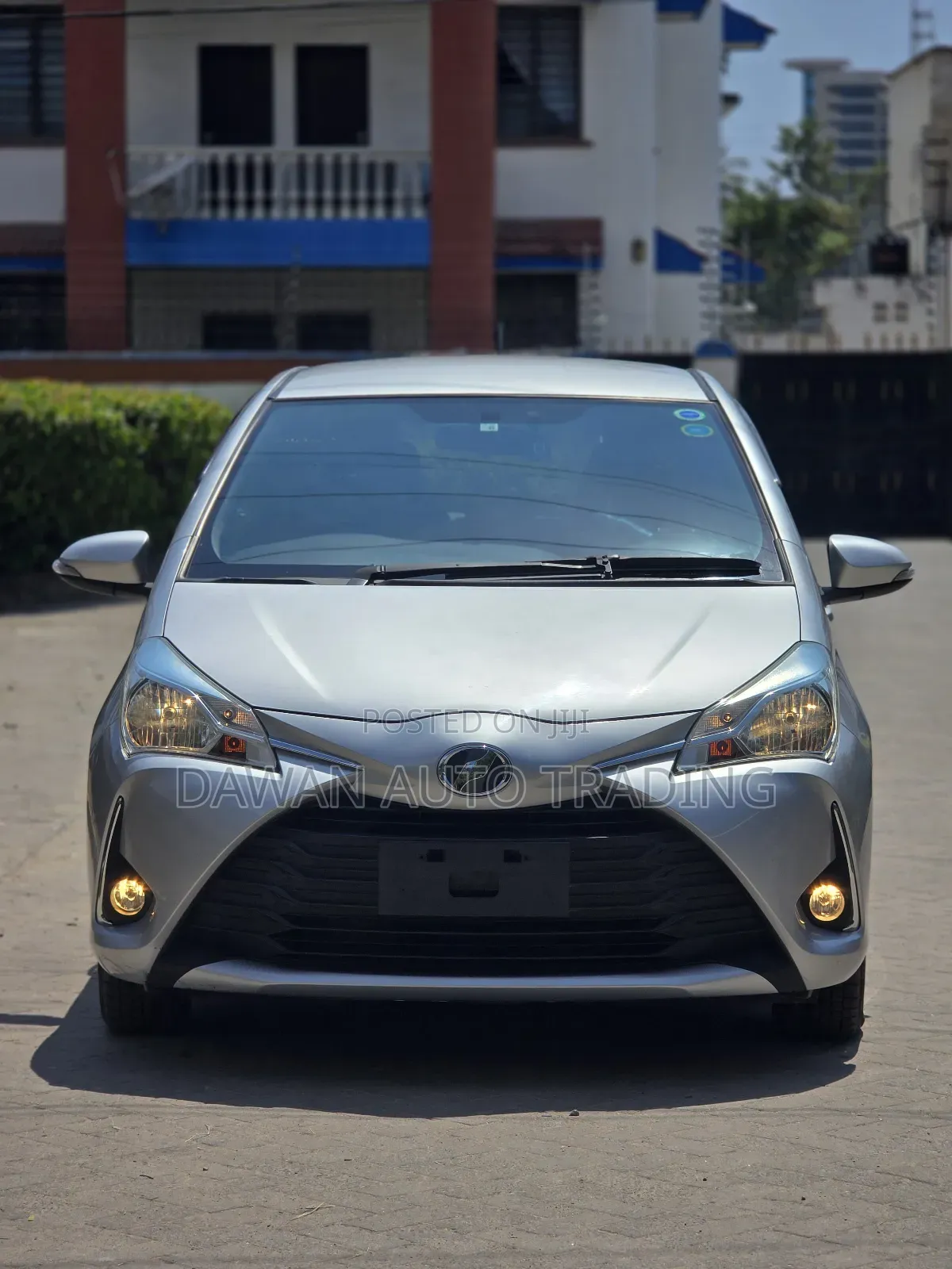 Toyota Vitz 2019 Silver