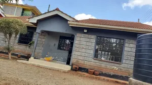 3bdrm Bungalow in Oloolua, Oluulua for rent