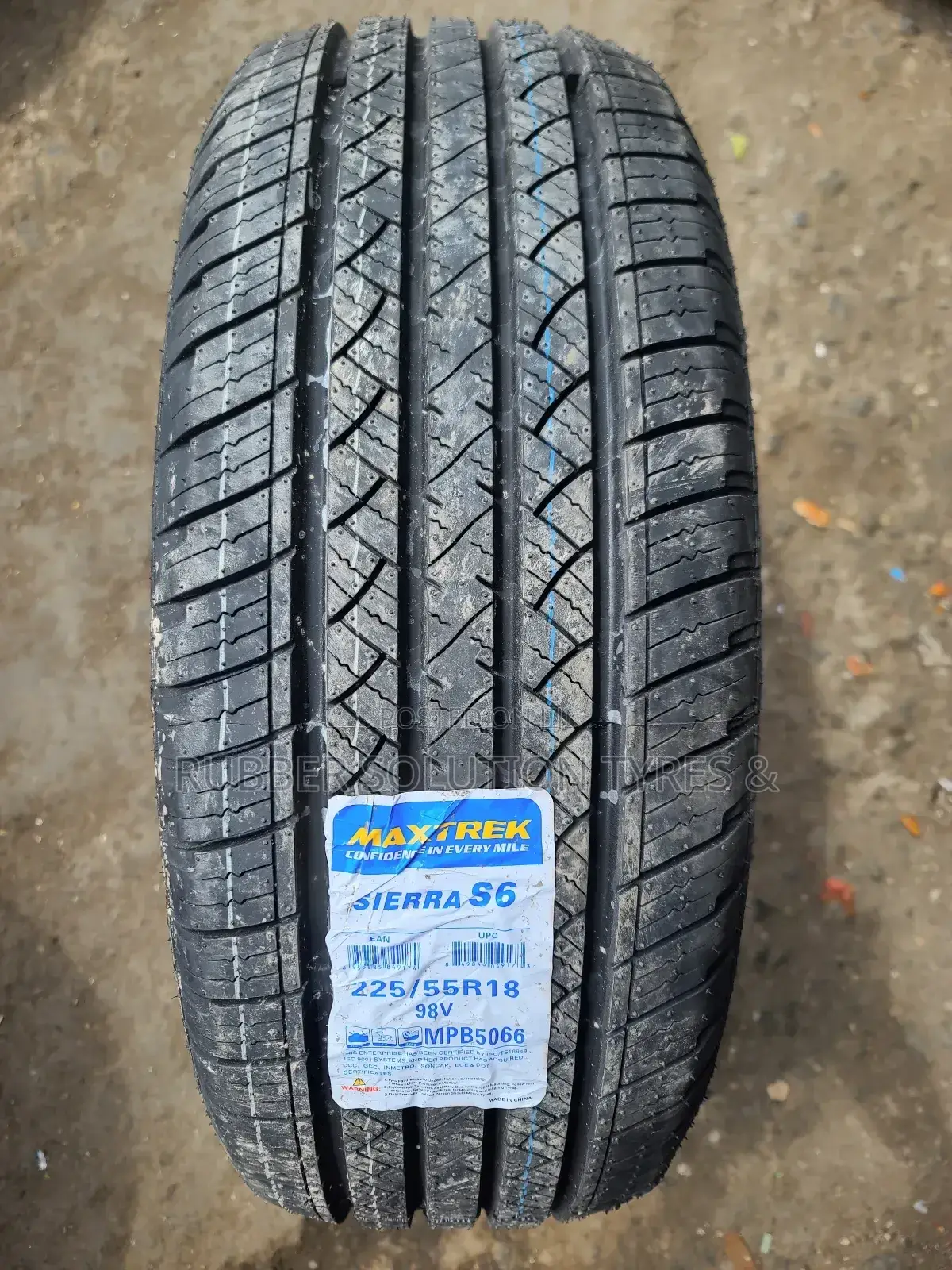 225/55r18 Maxtrek Tyres 98 v [Sierra S6 ]