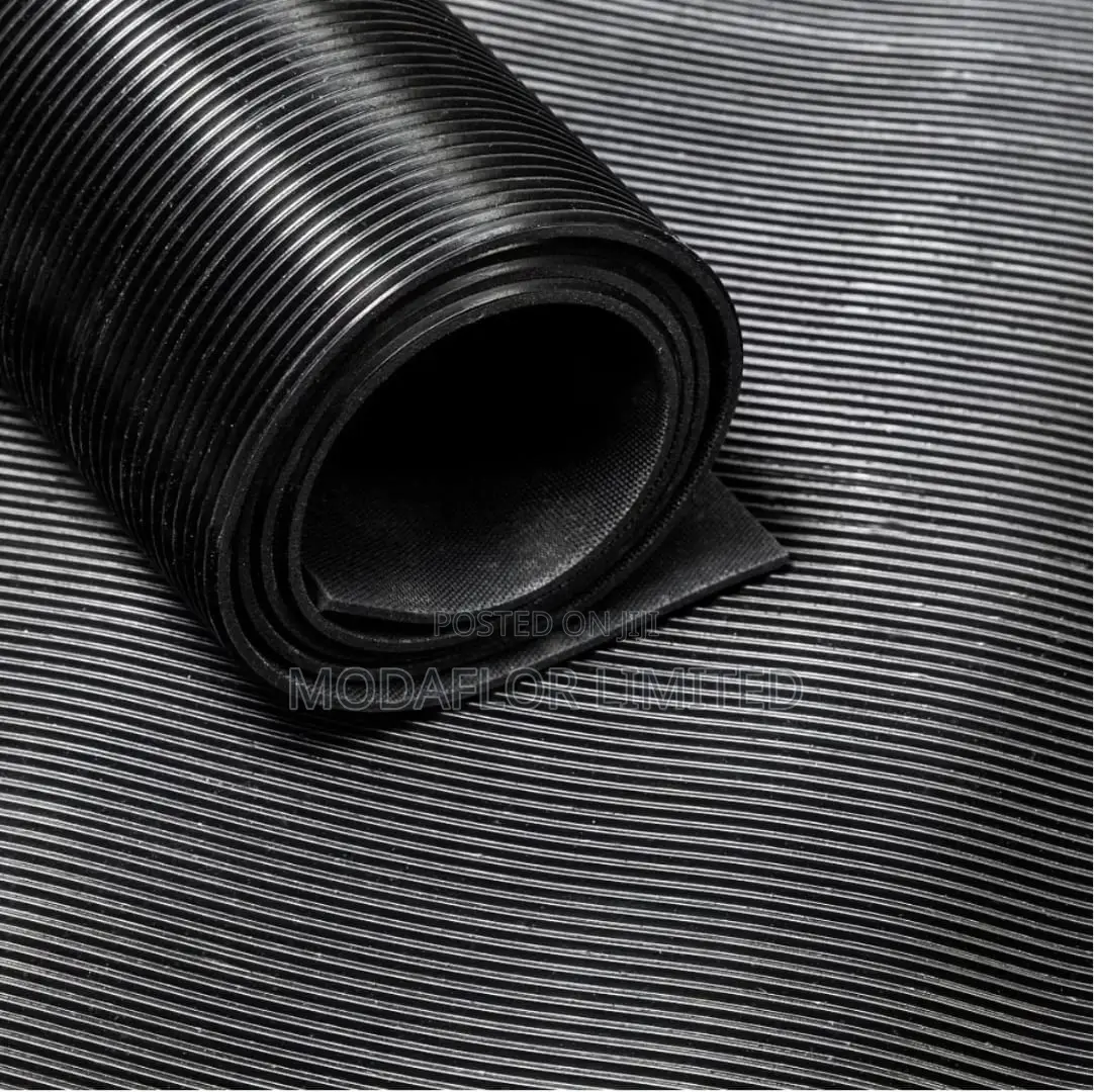 Durable Ribbed Rubber Mat for Wet Areas